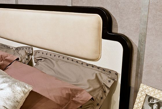 Кровать "Мадлен" массив и шпон дуба 4