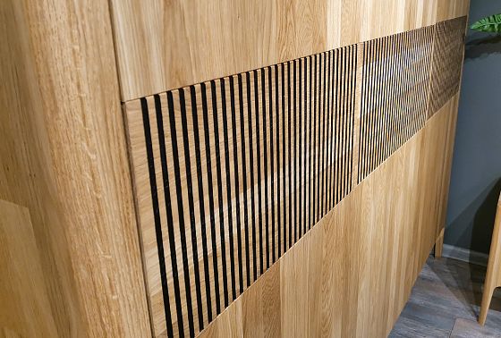 Шкаф для одежды 3-х дверный "Бергамо" массив дуба 9