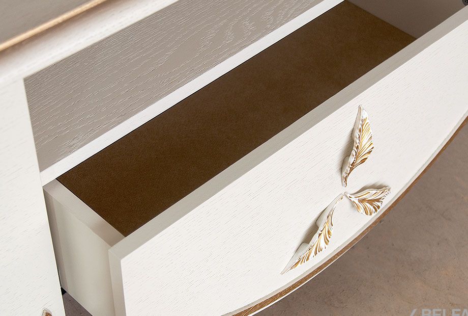 Тумба под ТВ "Трио" 05 массив и шпон дуба 3