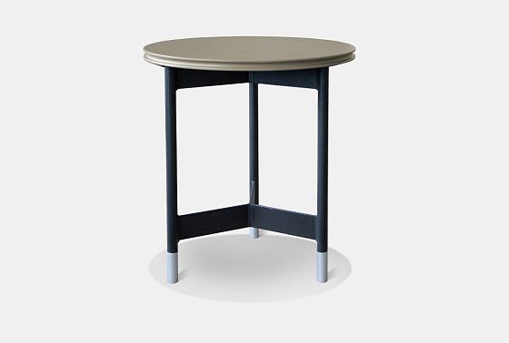 Стол журнальный "Сакраменто" (прикроватный) МДФ, шпон дуба, металл 2