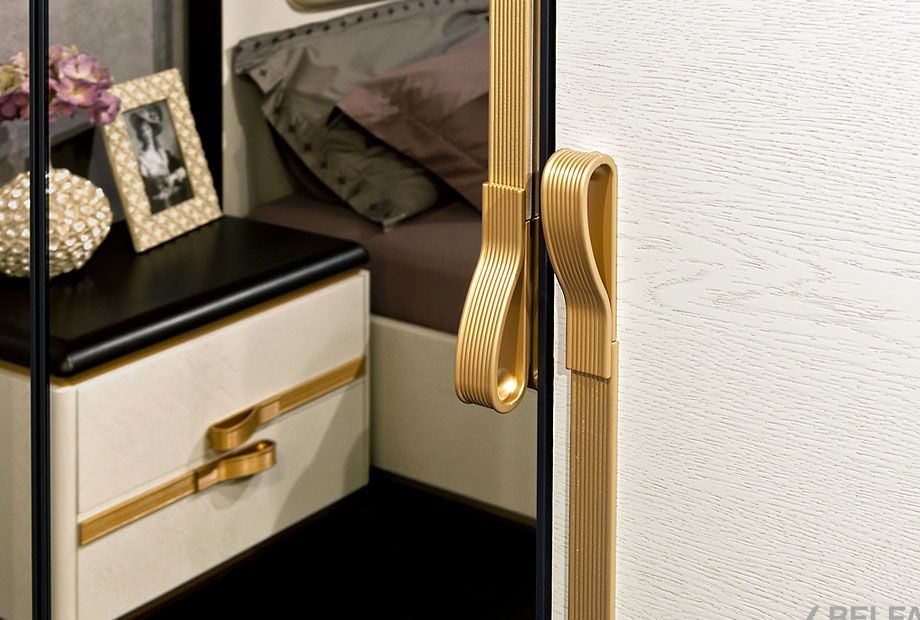 Шкаф для одежды "Мадлен" (без ящиков) массив и шпон дуба 2