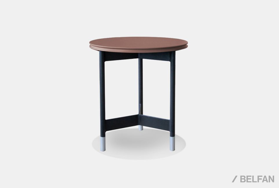 Стол журнальный "Сакраменто" (прикроватный) МДФ, шпон дуба, металл 1