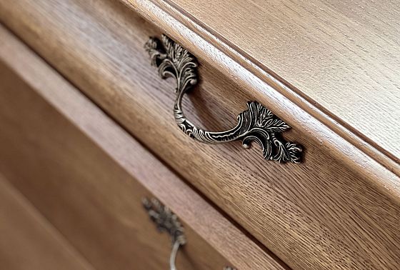 Комод "Тэфи" массив и шпон дуба 9