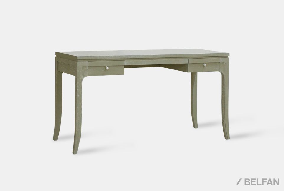 Стол туалетный "Коста" массив и шпон дуба 1