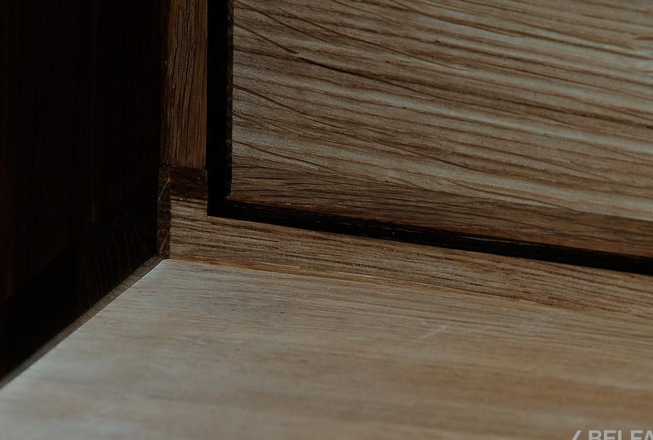 Шкаф навесной "Ирвинг" 60 (правый) массив дуба 2