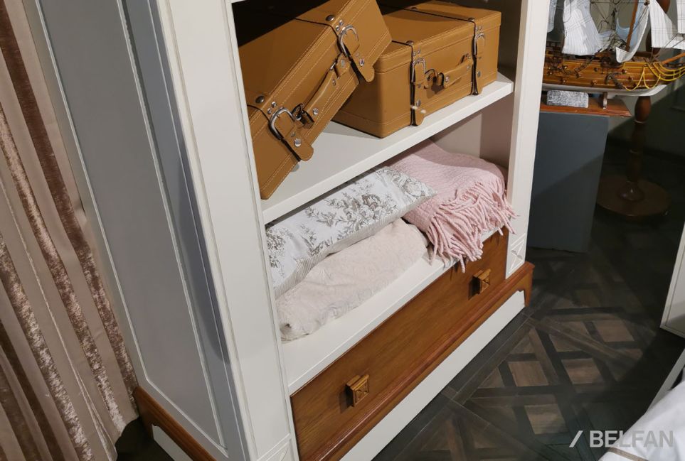 Стеллаж "Бриансон" массив и шпон дуба, МДФ 4