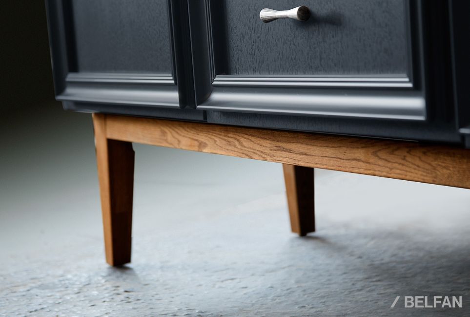 Тумба "Сакраменто" 3 (с ящиками) массив и шпон дуба, МДФ 9