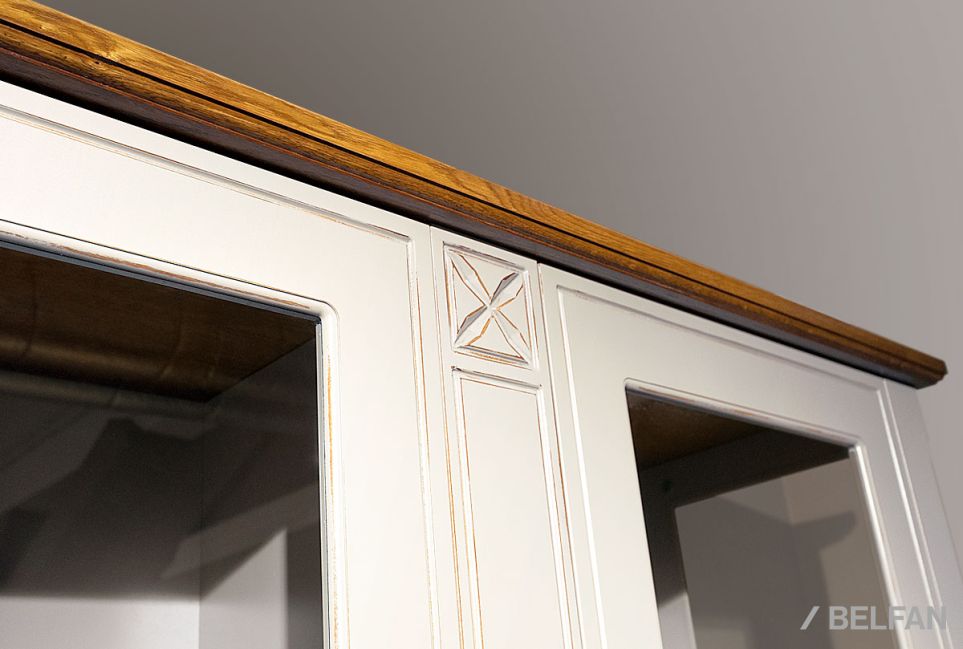 Шкаф с витриной 2-х дверный "Бриансон" массив и шпон дуба, МДФ 4