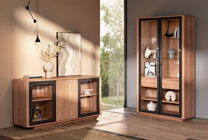 Шкаф с витриной 2-х дв. «Тор» ; американский орех