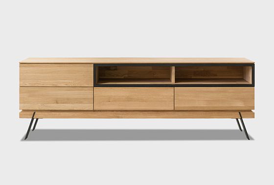 Тумба под ТВ "Этна" 180 (с нишей) массив дуба, металл 8