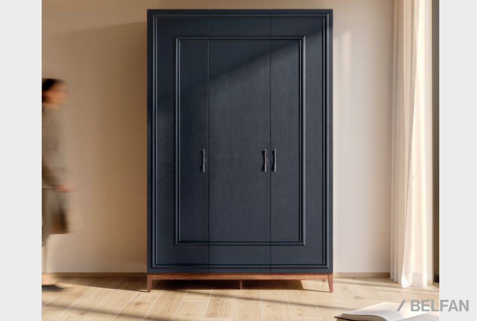 Шкаф 3-х дверный "Сакраменто" (с декором) массив и шпон дуба, МДФ 1