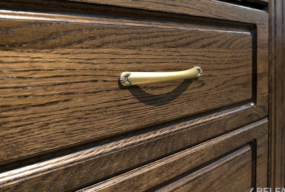 Тумба с зеркалом "Верди Люкс" массив и шпон дуба 3