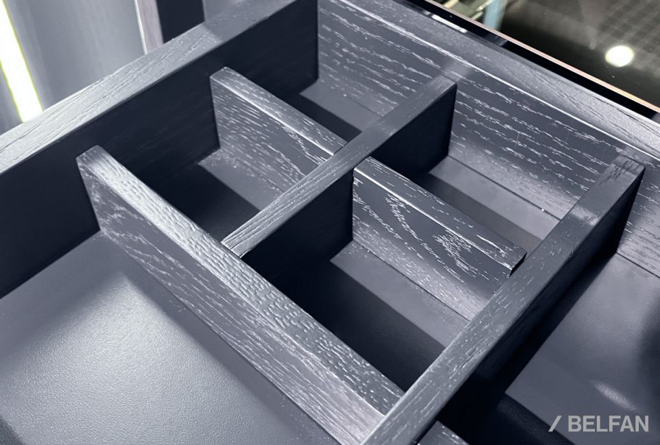 Тумба высокая "Сакраменто" (стекло) массив и шпон дуба, МДФ 4