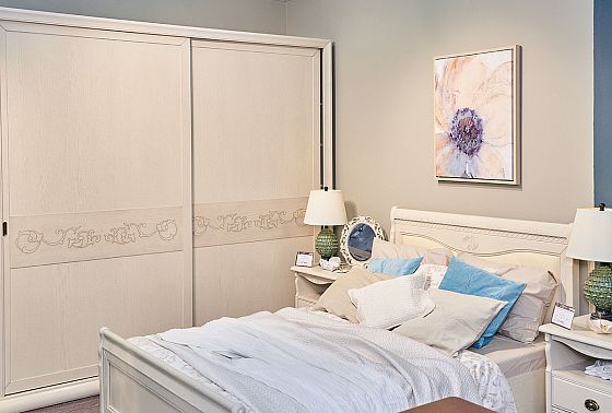 Шкаф-купе для одежды 2-х дв. "Соната" без зеркала (декор) массив и шпон дуба 5