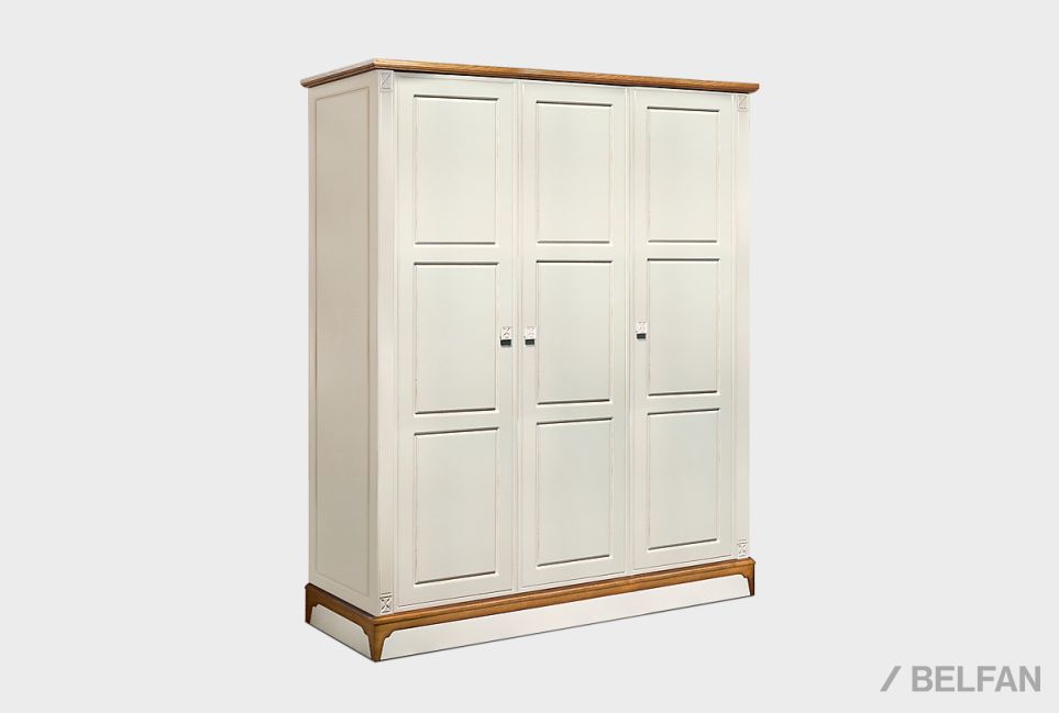 Шкаф для одежды 3-х дверный "Бриансон" массив и шпон дуба, МДФ 1