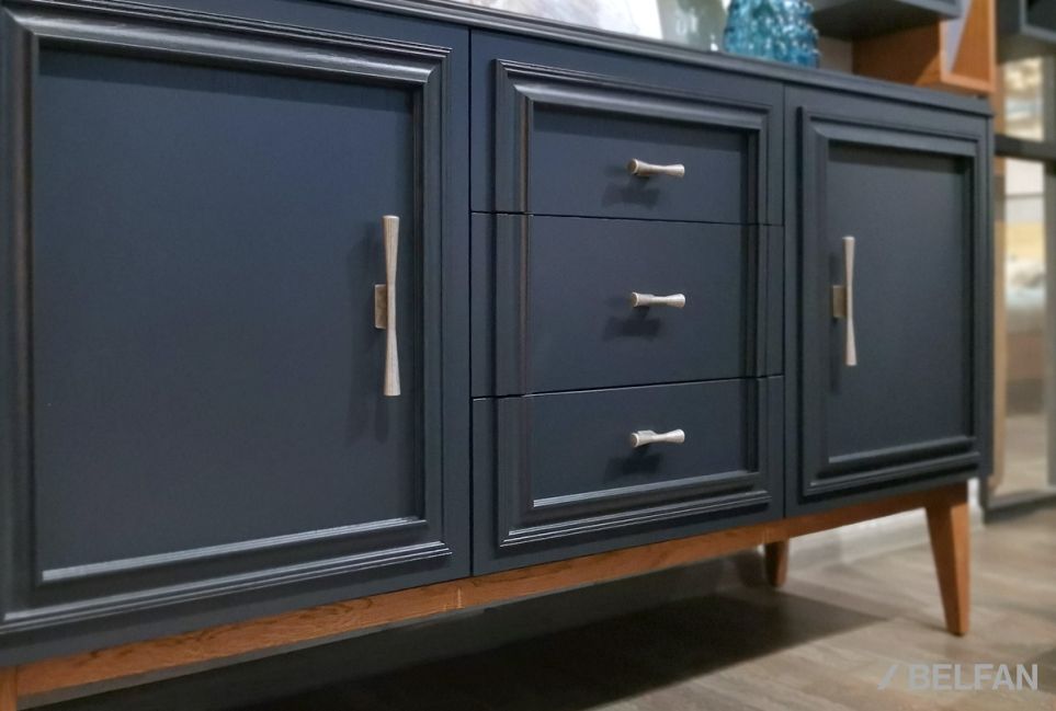 Тумба "Сакраменто" 3 (с ящиками) массив и шпон дуба, МДФ 6