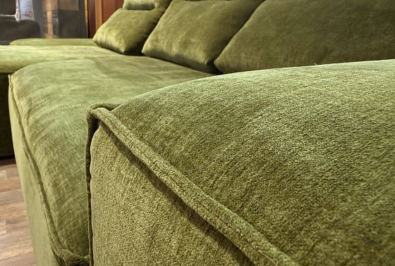 "Хьюго" диван с оттоманкой и пуфом  2