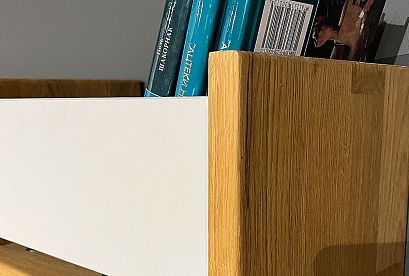 Полка с нишей "Уоллстрит" (правая); *А-012.14; к-бейц-масло, вст-белый