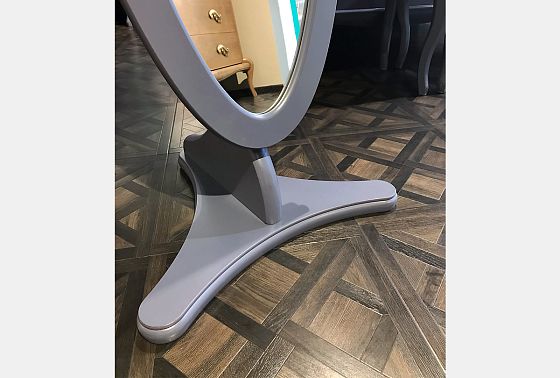 Зеркало напольное "Флерон" массив и шпон дуба 2