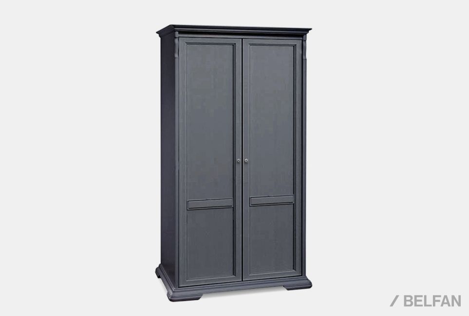 Шкаф 2-х дверный для прихожей "Лика" массив и шпон дуба 1