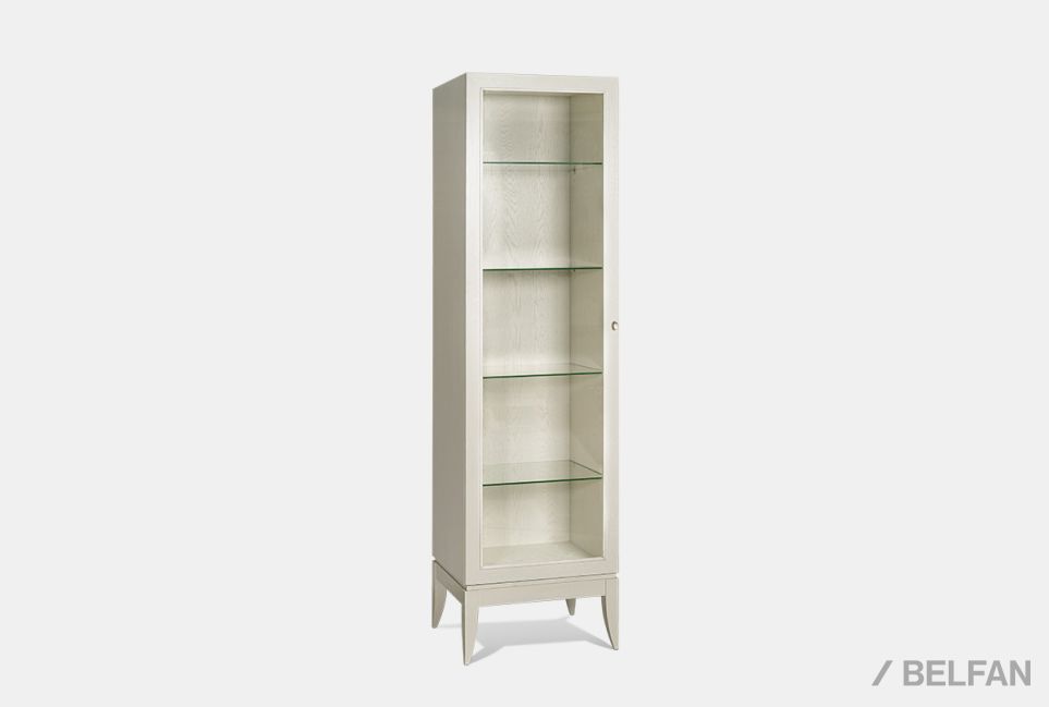 Шкаф с витриной 1-но дв. "Коста" левый массив и шпон дуба 1