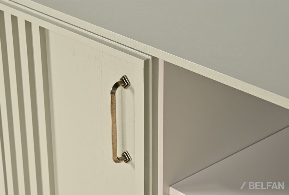 Тумба 4-х дв. "Чикаго" массив и шпон дуба 5