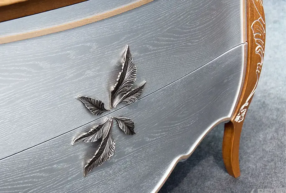 Спальня «Трио» #2 коньяк с серебряной патиной 2