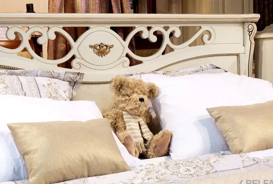 Спальня «Алези» #1 слоновая кость с золочением 4