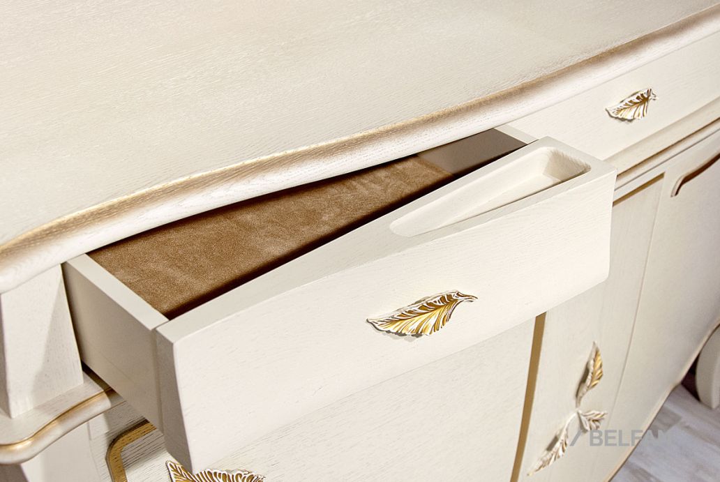 Гостиная «Трио» #14 белая эмаль с золотой патиной 4