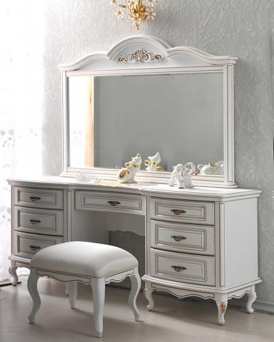 Мебель для спальни в классическом стиле