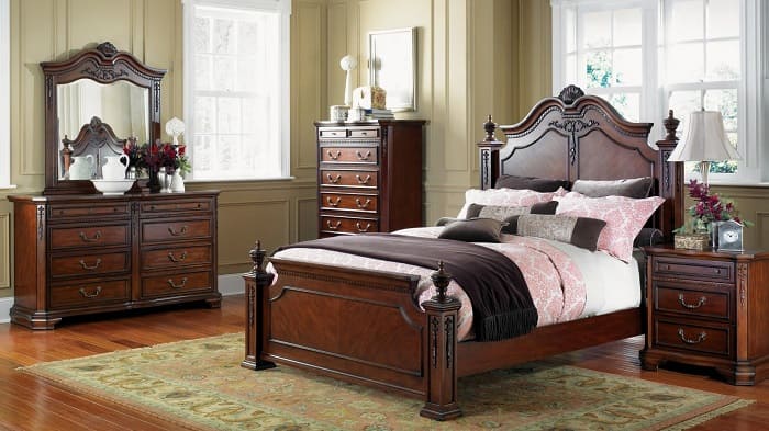 Мебель для спальни в классическом стиле