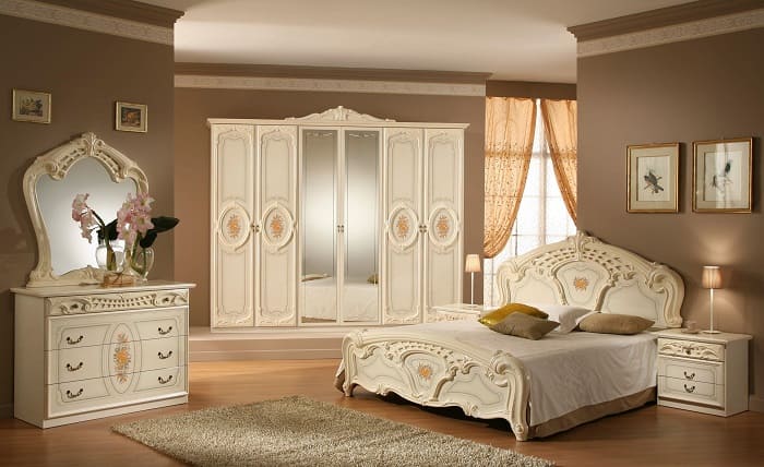 Мебель для спальни в классическом стиле