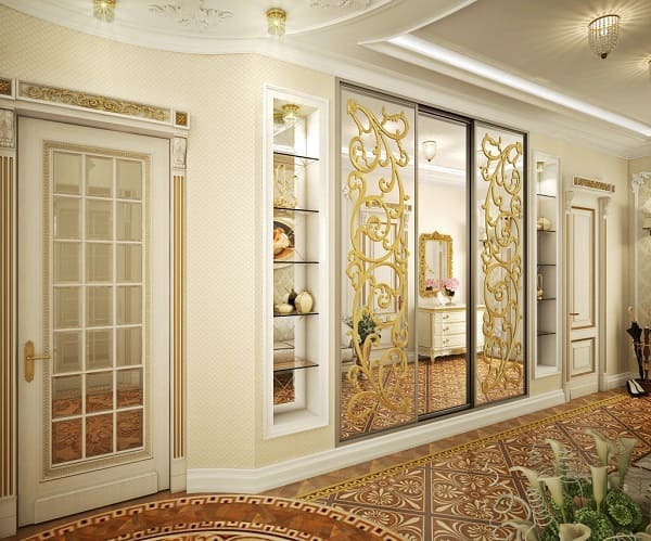 Прихожая в классическом стиле 
