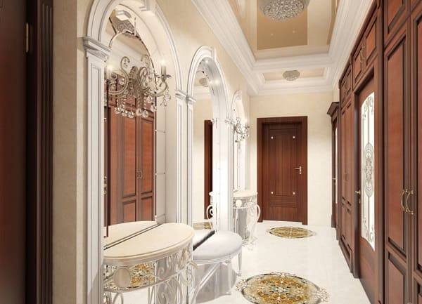 Прихожая в классическом стиле 