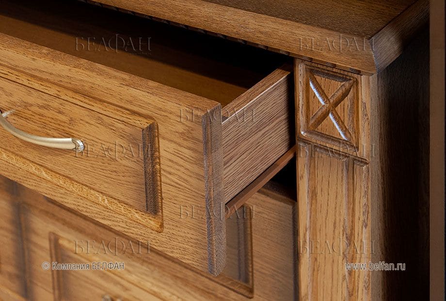 Однокомнатная квартира в классическом стиле - комод еще Однокомнатная квартира в классическом стиле