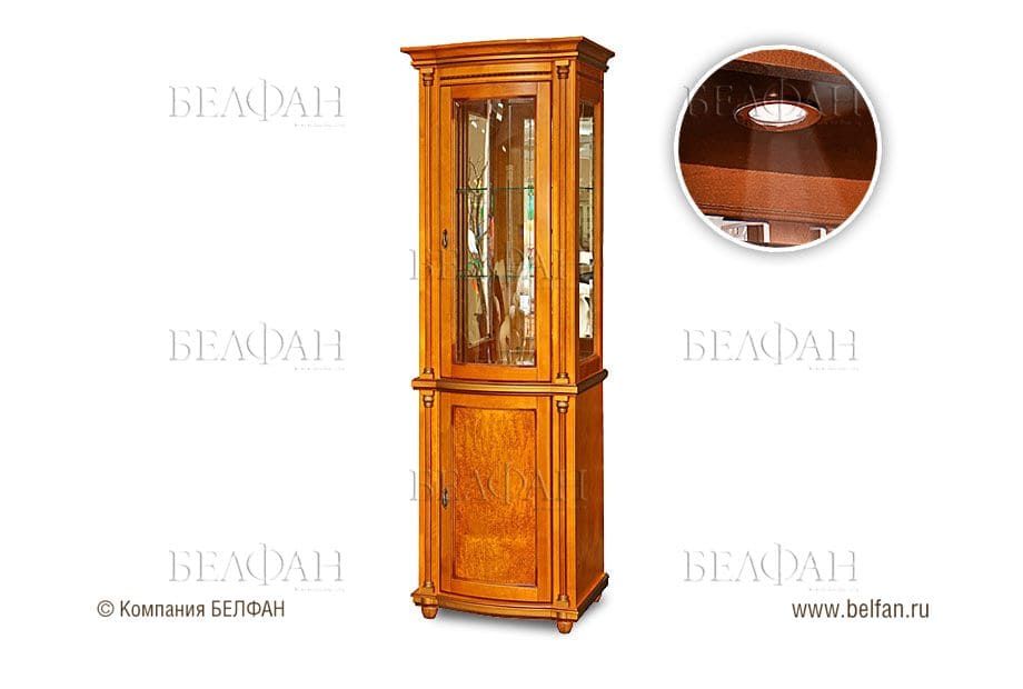 шкаф витрина
