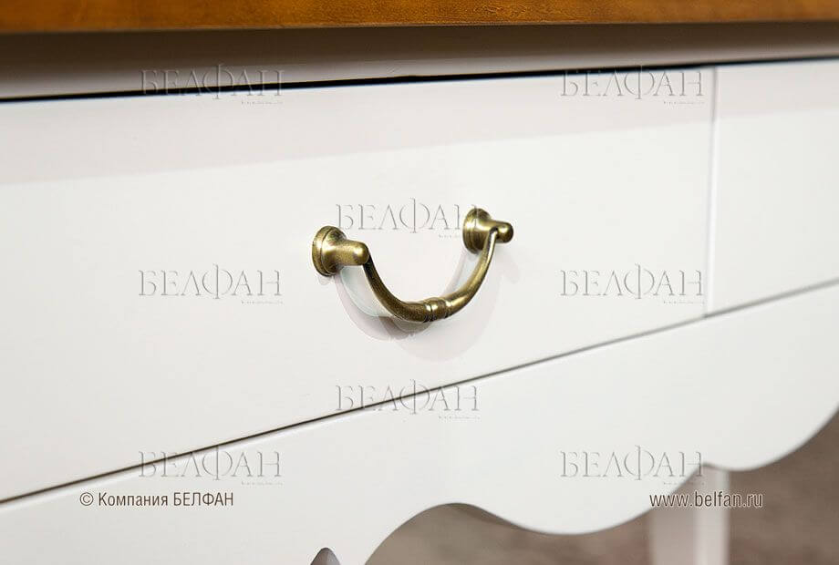 Как правильно выбирать белую консоль в прихожую