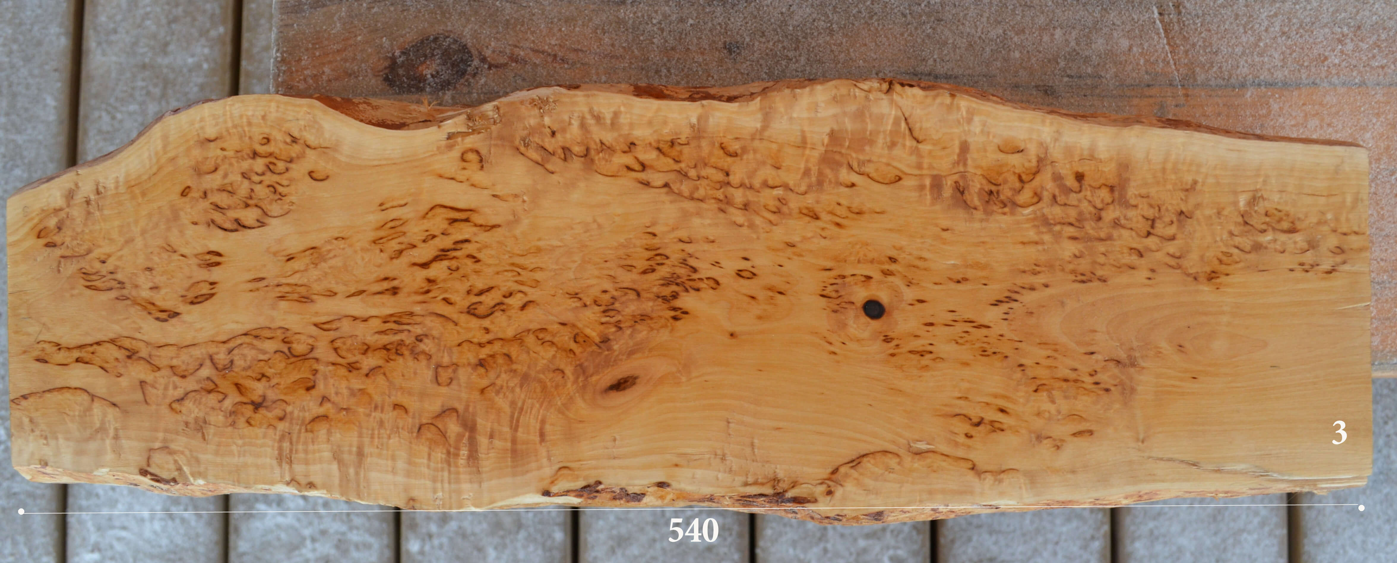 karelskaya4_mebel_iz_massiva_berezy