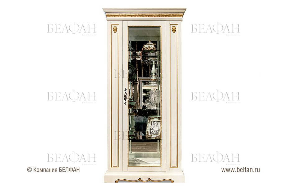 Фото26 шкаф-витрина в классическом стиле