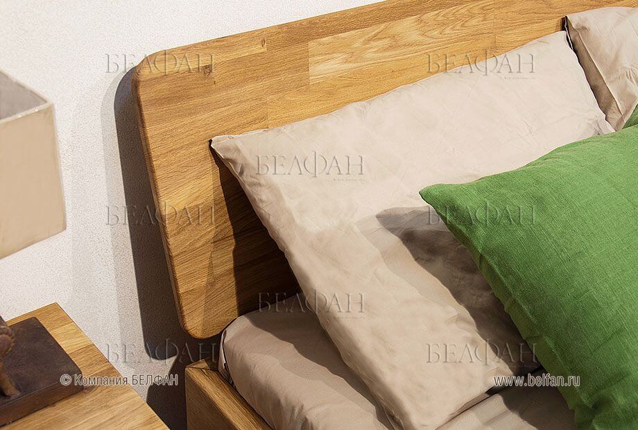 За поверхностью кровати нужно ухаживать За поверхностью кровати нужно ухаживать