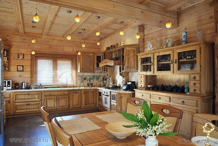 Окна и двери на кухне в стиле прованс