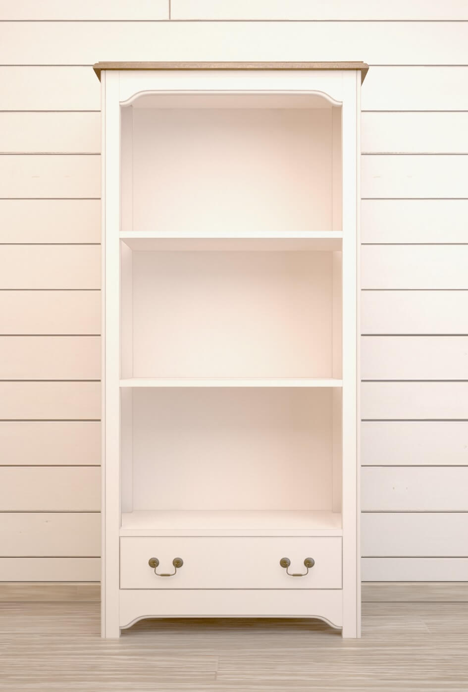 Светлый стеллаж из массива