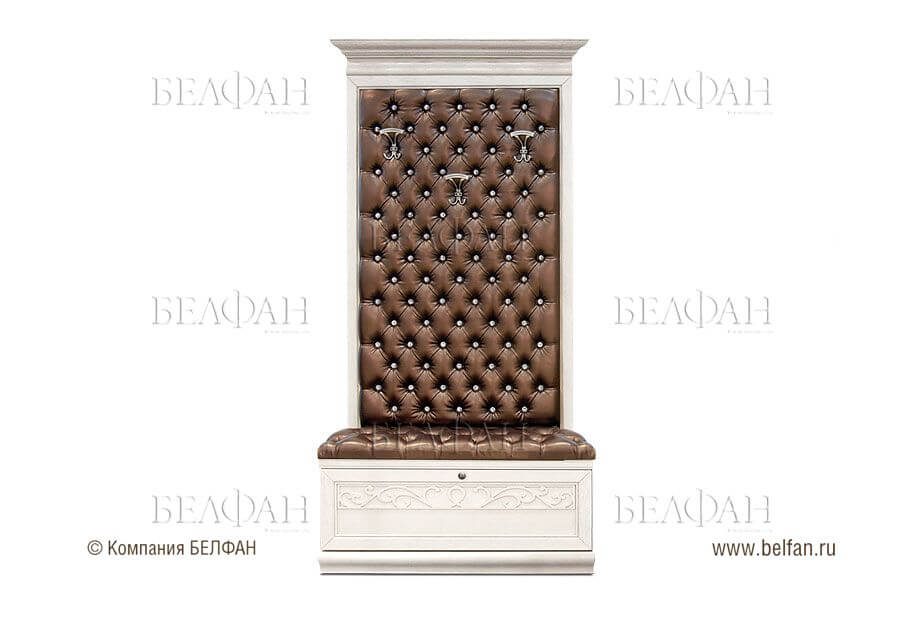 Как выглядит тумба с вешалкой из массива дерева