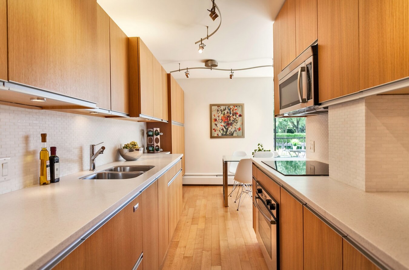 Гарнитур в две линии