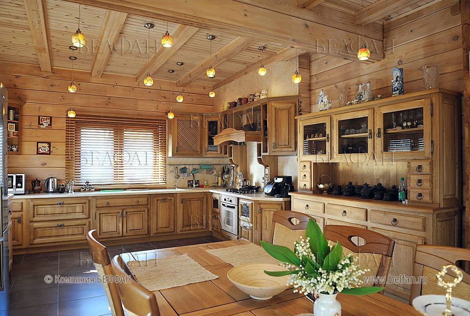 Где будет хорошо смотреться буфет из массива