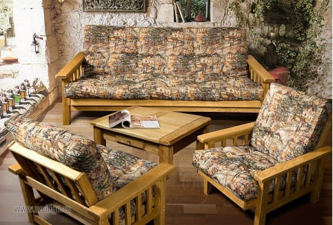 Диван в коричневых тонах - скотчгард Диван в коричневых тонах