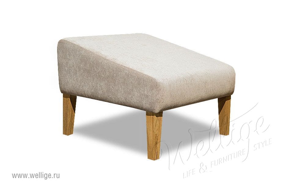 Банкетки в интерьере прихожей