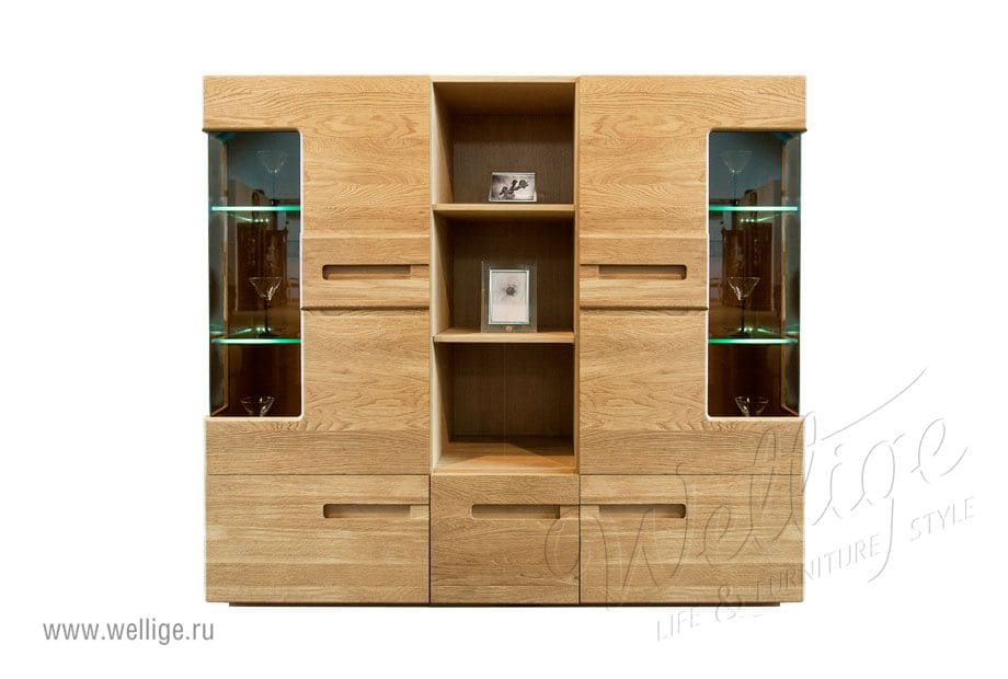 Шкаф-витрина в стиле лофт