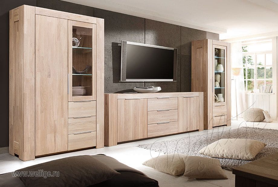 Шкаф-витрина в стиле лофт