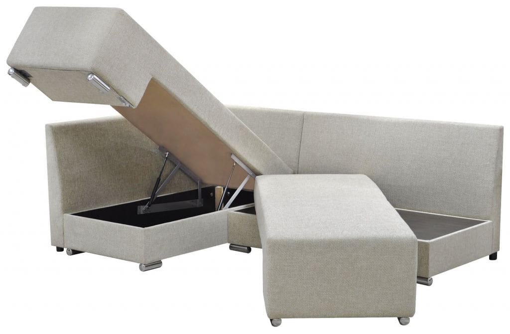 Диван в светлых тонах